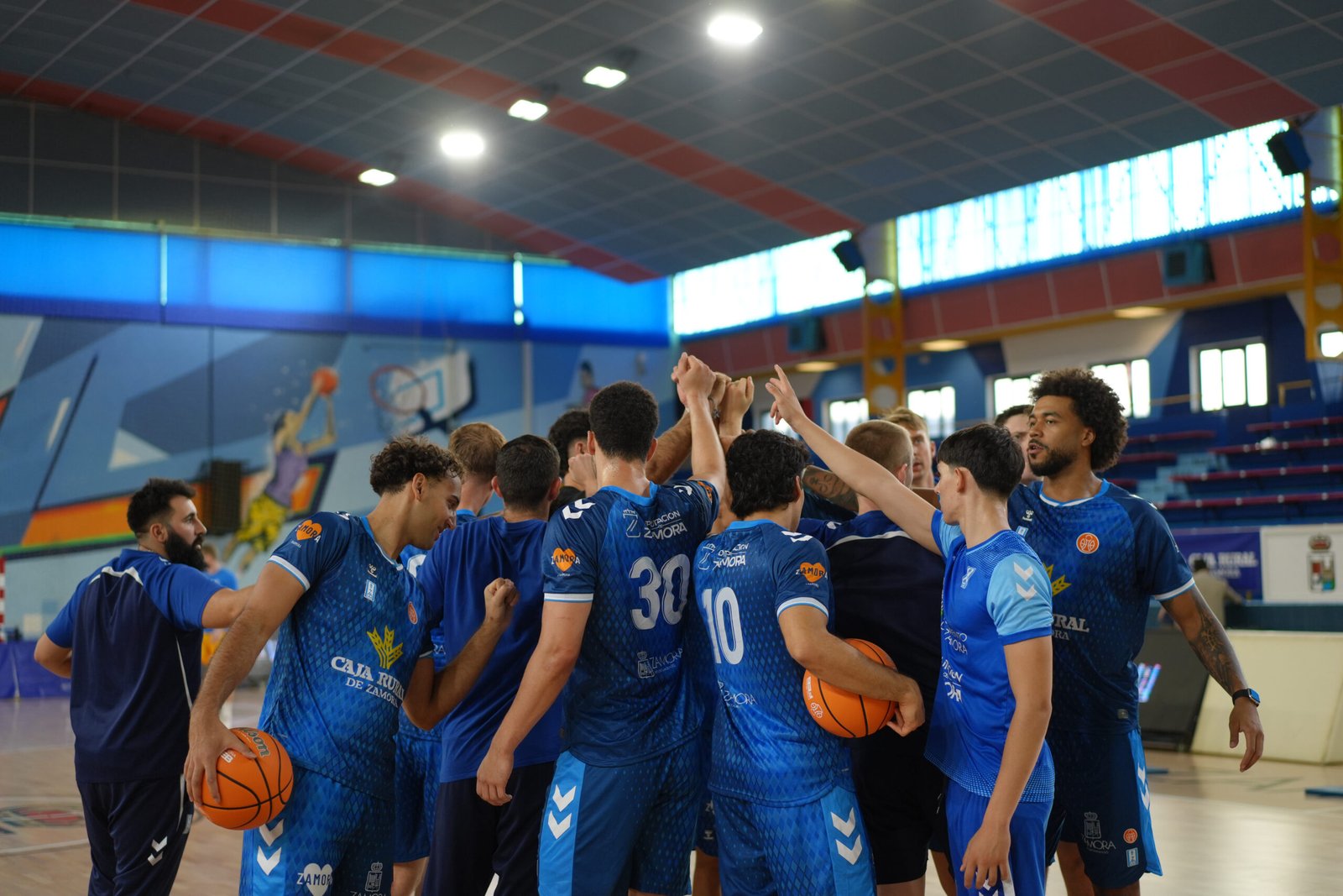 Caja Rural CB Zamora 73-80 Movistar Estudiantes, Pabellón Ángel Nieto